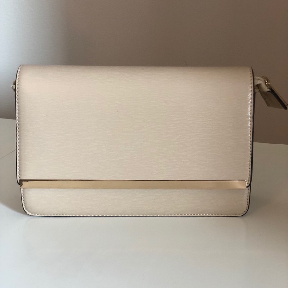 Crossbody Bag - Picture 1 of 4